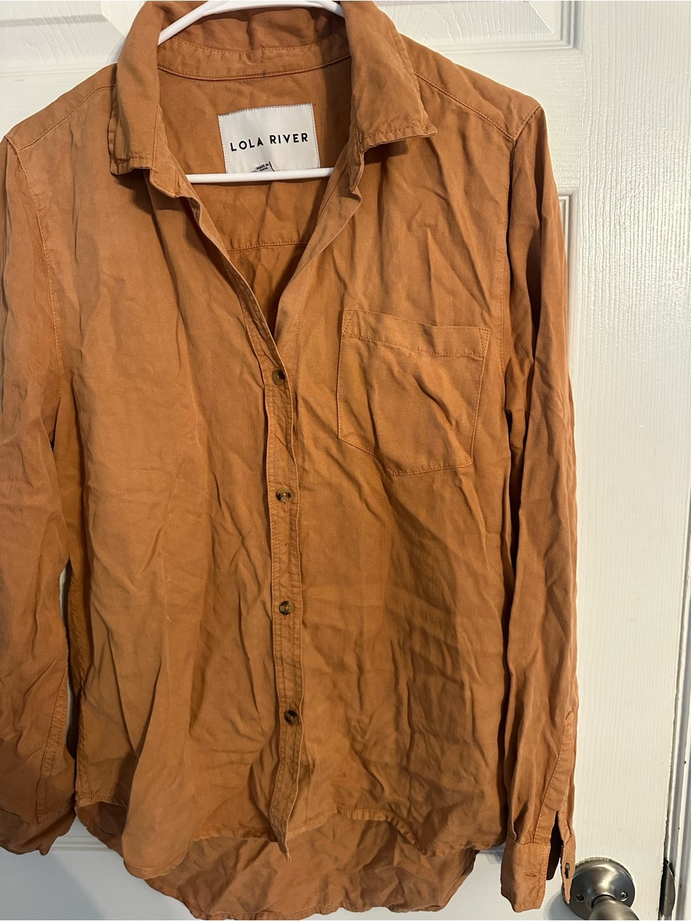 Woman’s Rust Color Long-Sleeve Button-Up Shirt - Picture 4 of 6